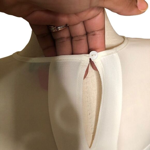 Vince Camuto Blouse Womens S Antique White Minimalist Modern NWT - Picture 5 of 6